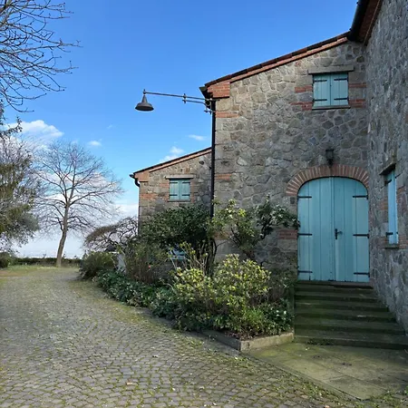 La Pisana Relais Di Campagna Konukevi
